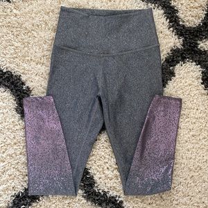 Women’s size large Beyond Yoga leggings